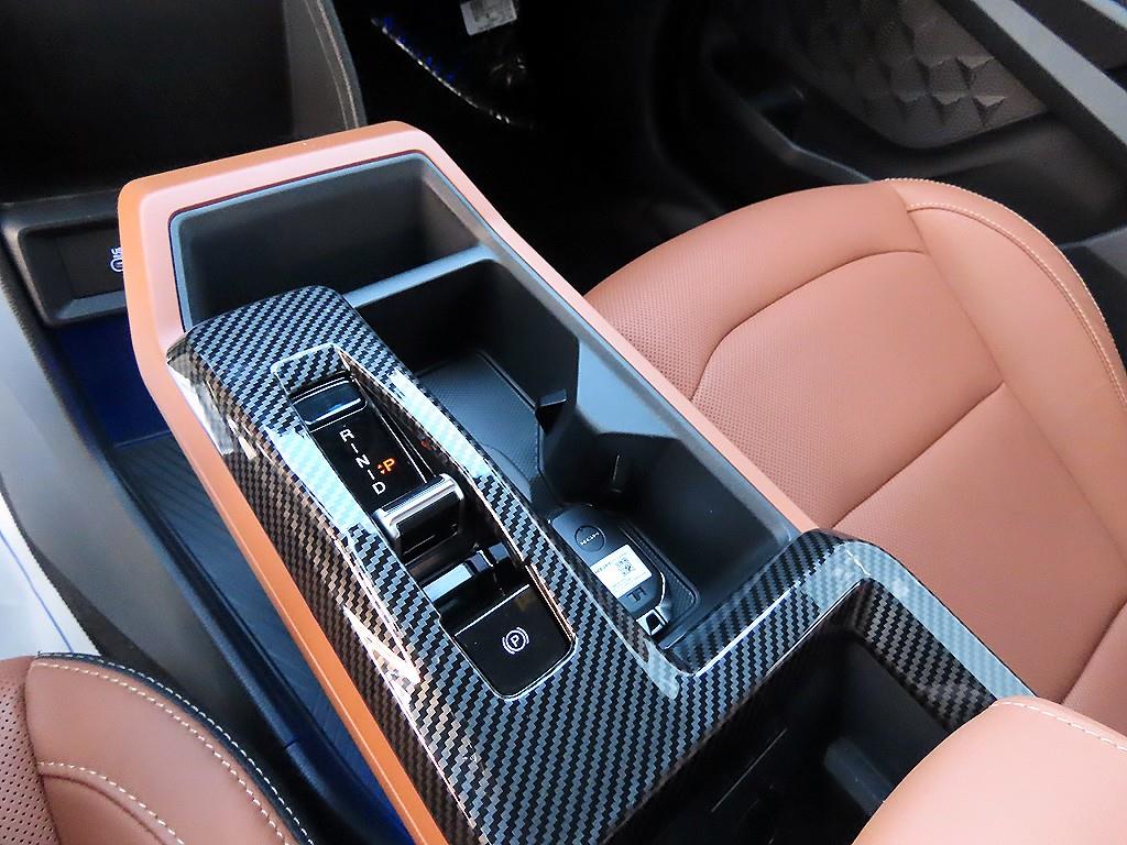 Ssangyong Torres - Vista 10