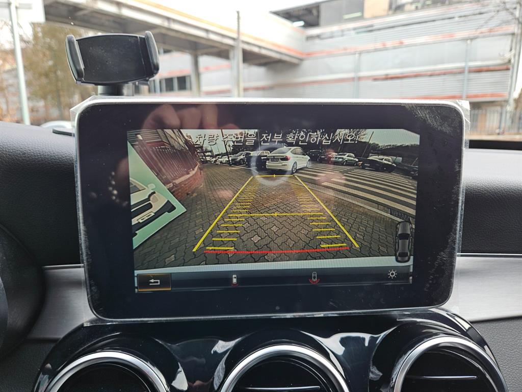 Mercedes Benz C Class - Vista 11