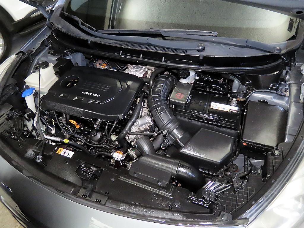 HYUNDAI i30 2016 - Importación desde Corea - HF Imports Iquique - Foto 17