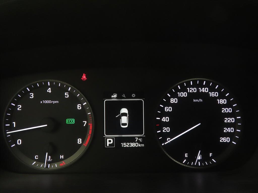 HYUNDAI Sonata - Vista 9