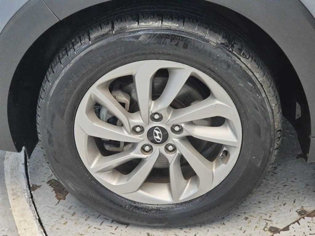 HYUNDAI Tucson 2016 Gris - Importación desde Corea - HF Imports Iquique - Foto 17