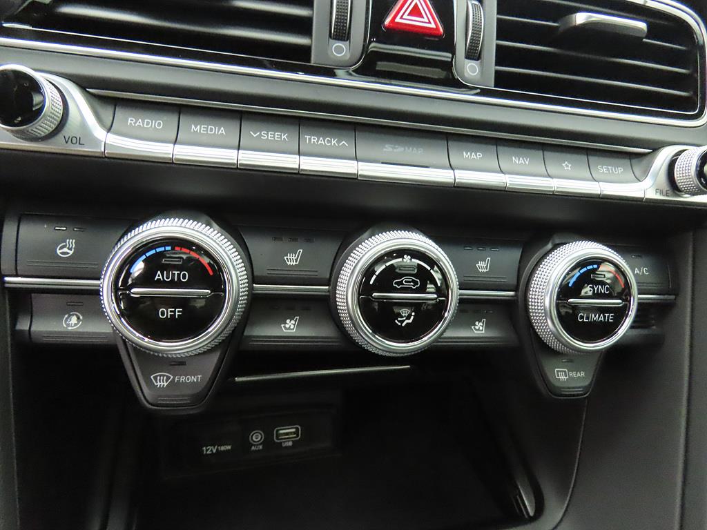 Genesis G70 2019 Blanco - Importación desde Corea - HF Imports Iquique - Foto 13