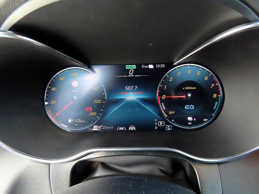 Mercedes Benz GLC Class - Vista 9