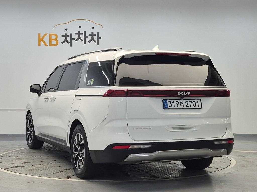 KIA Carnival - Vista 2