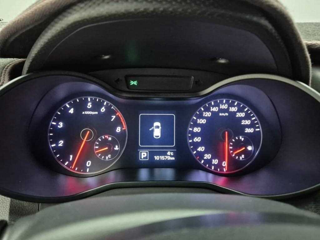 HYUNDAI Veloster - Vista 6