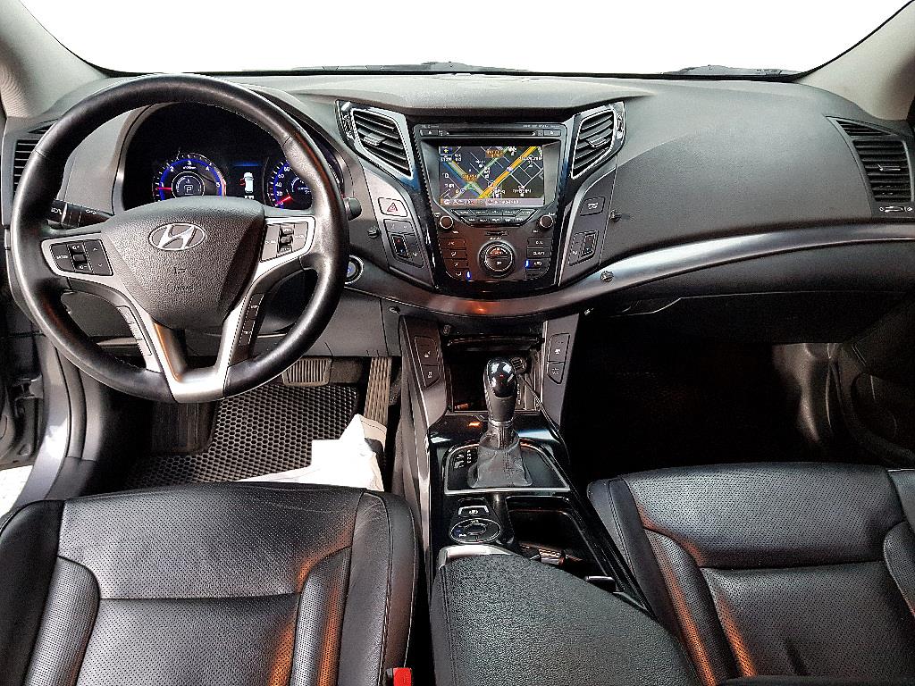 HYUNDAI i40 - Vista 5