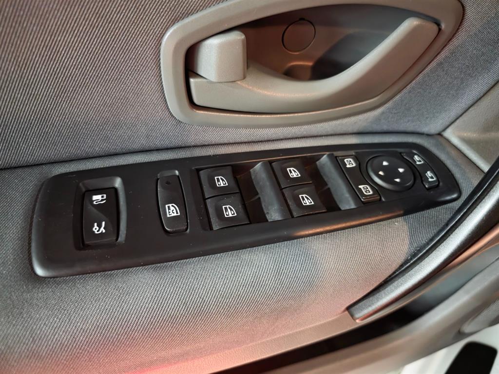 SAMSUNG SM5 2011 Blanco - Importación desde Corea - HF Imports Iquique - Foto 18