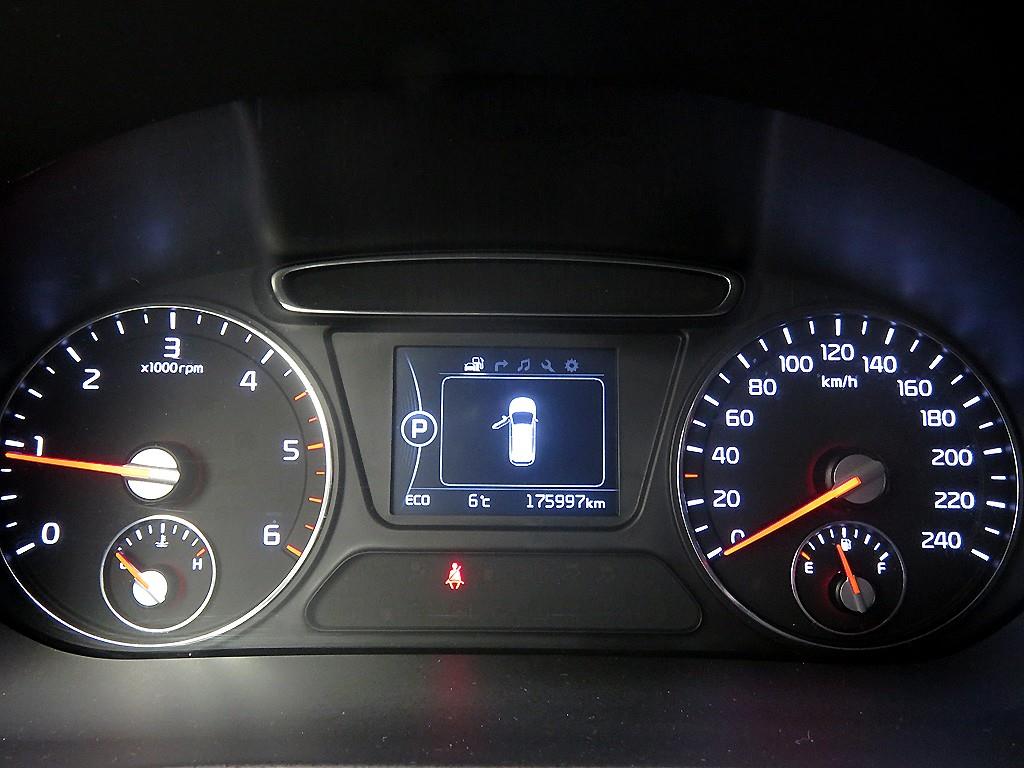 KIA Sorento - Vista 12