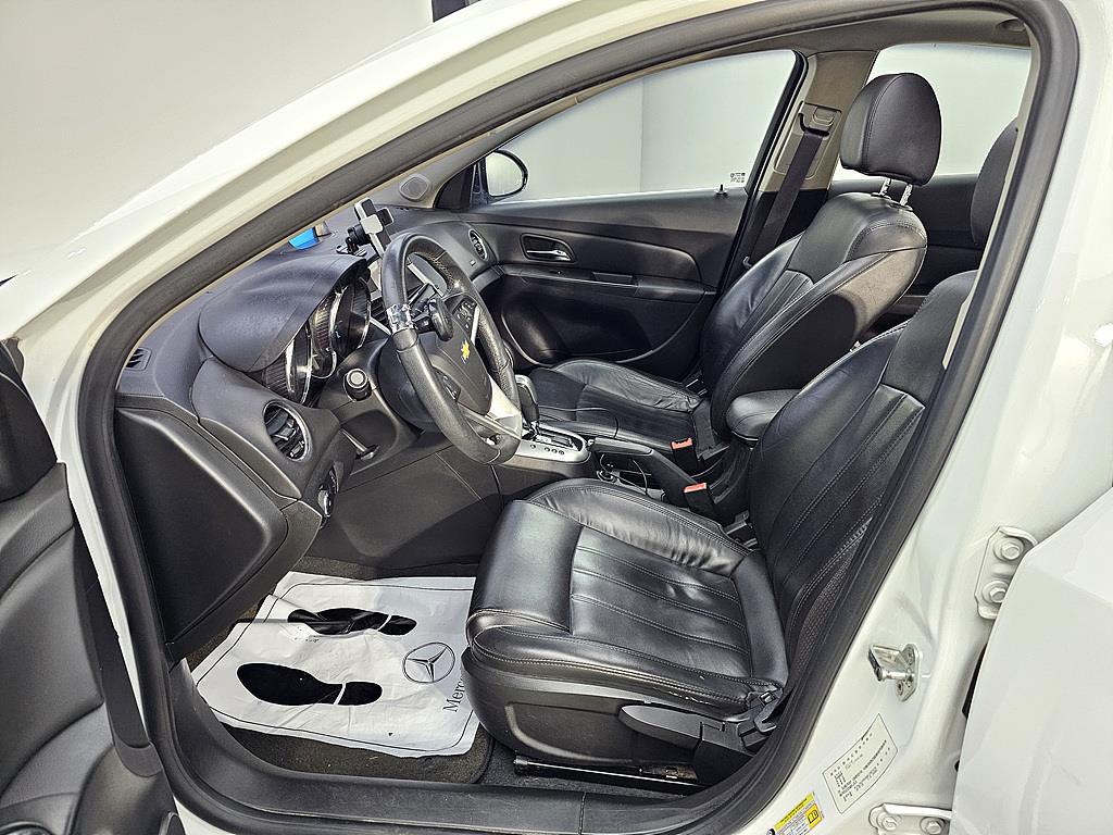 Chevrolet Cruise - Vista 8