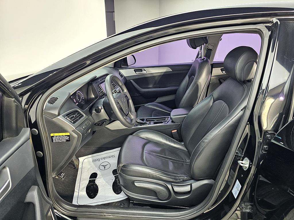 HYUNDAI Sonata - Vista 8