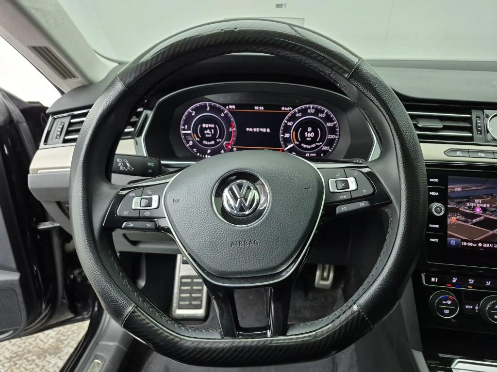 Volkswagen Arteon - Vista 9