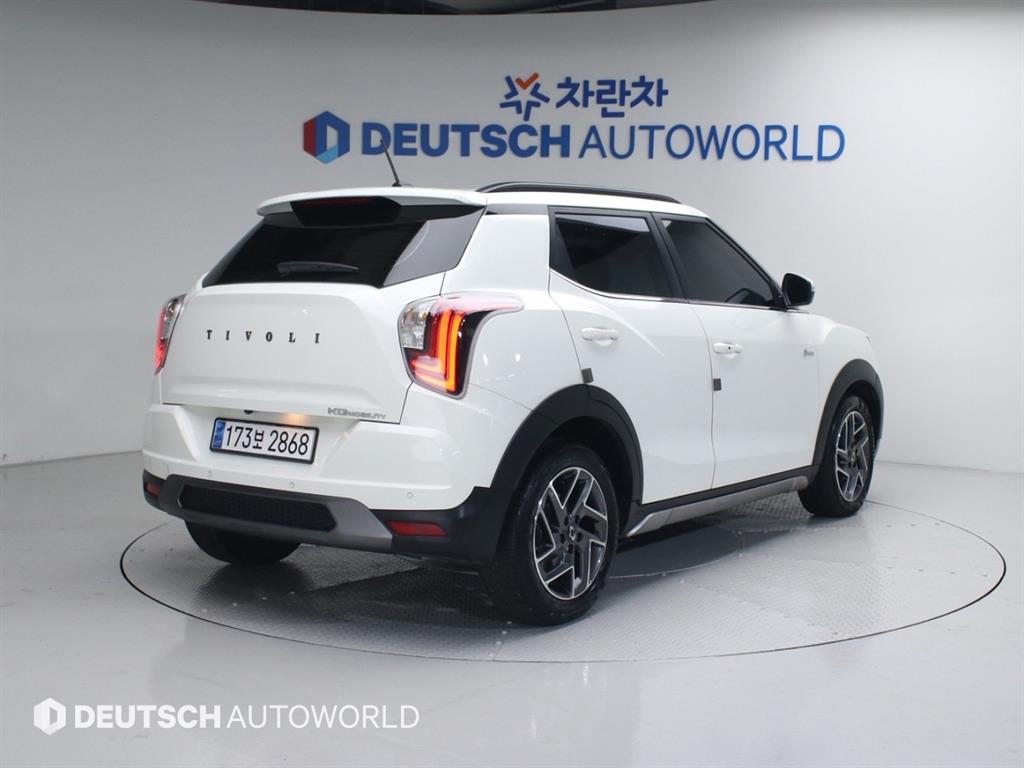 Ssangyong Tivoli - Vista 2