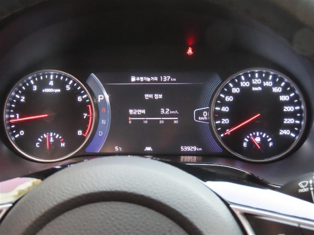 KIA Seltos - Vista 9