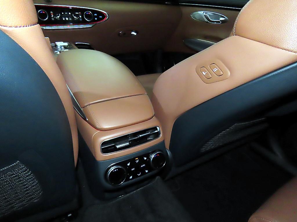 Genesis GV70 2021 Blanco - Importación desde Corea - HF Imports Iquique - Foto 14