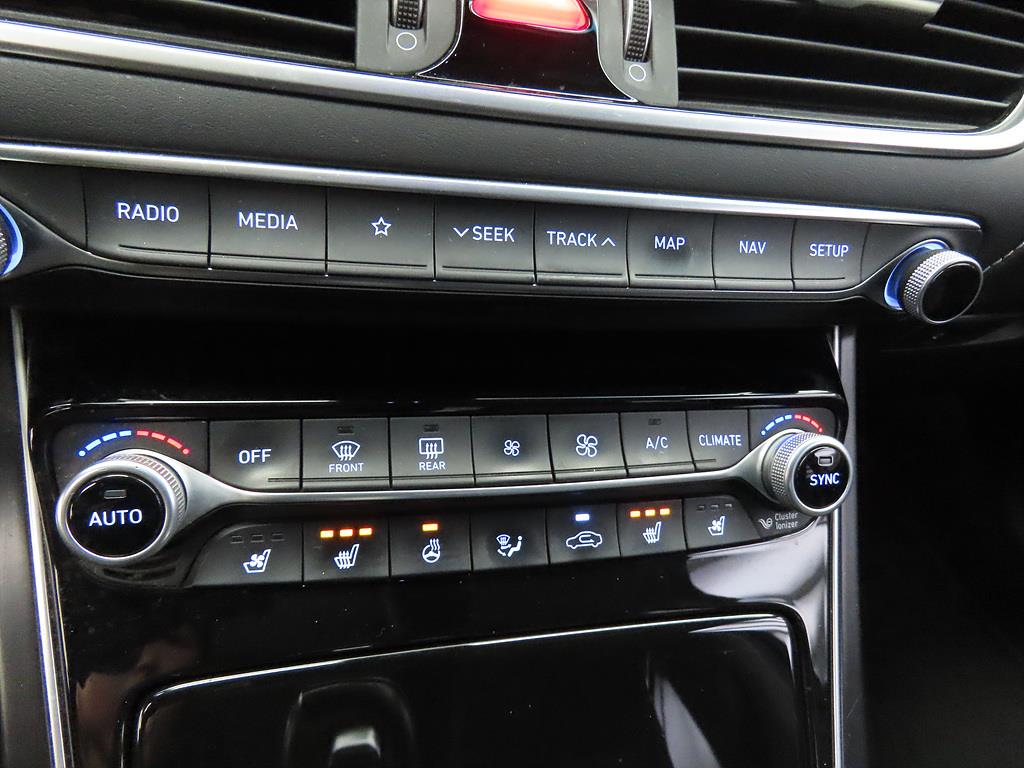 HYUNDAI Grandeur - Vista 12