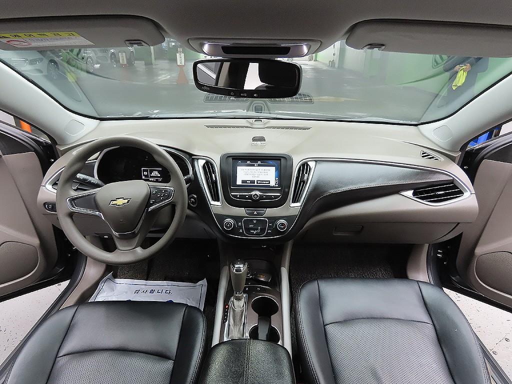 Chevrolet Malibu 2017 Gris - Importación desde Corea - HF Imports Iquique - Foto 8