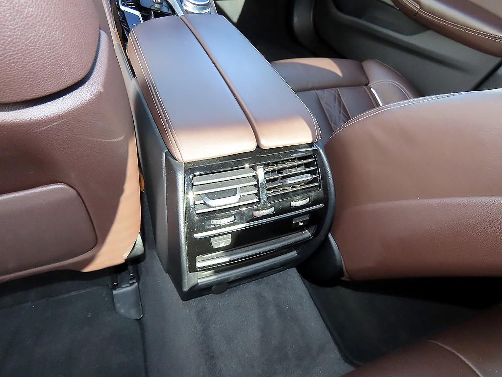 BMW 5 Series 2020 Gris - Importación desde Corea - HF Imports Iquique - Foto 16