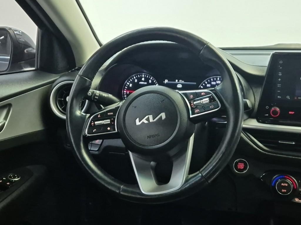 KIA K3 - Vista 8