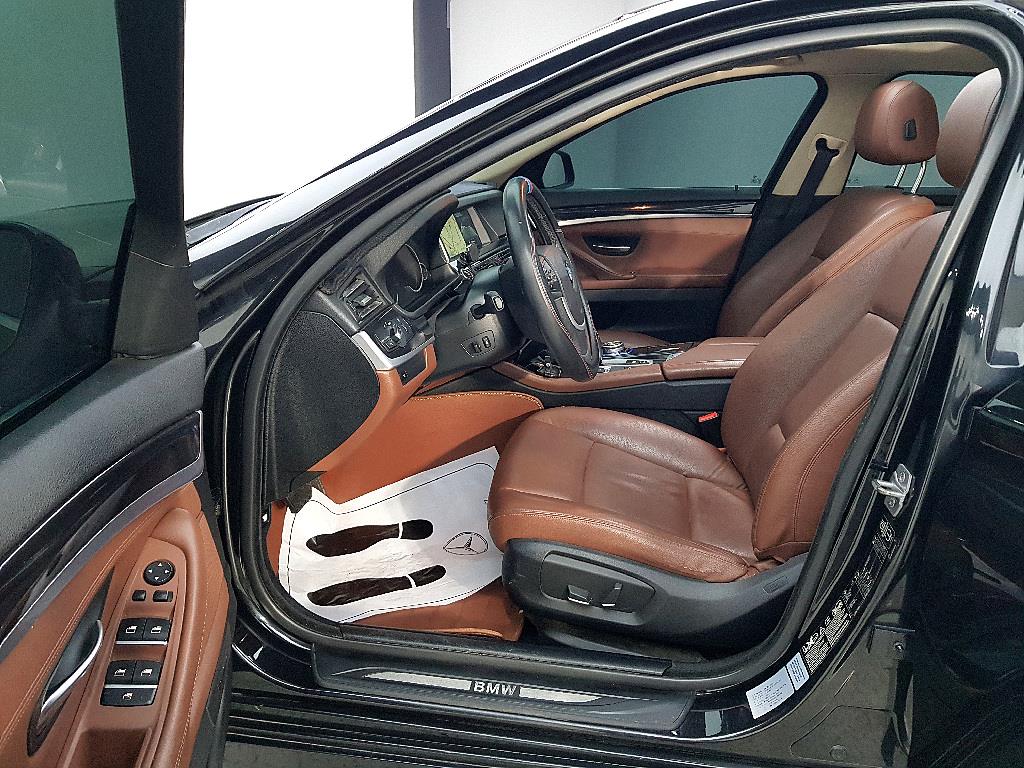 BMW 5 Series - Vista 8