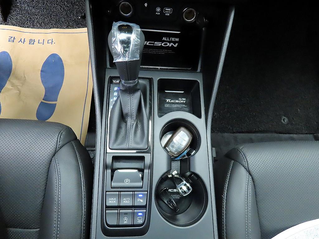 HYUNDAI Tucson - Vista 10