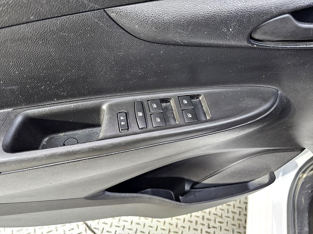 Chevrolet Spark - Vista 12