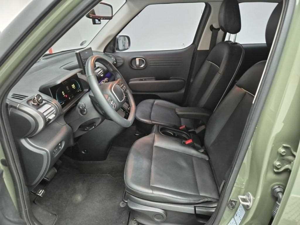 HYUNDAI Casper - Vista 11