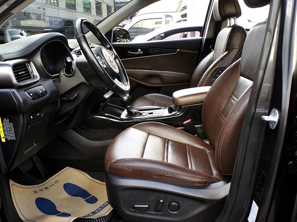 KIA Sorento - Vista 9