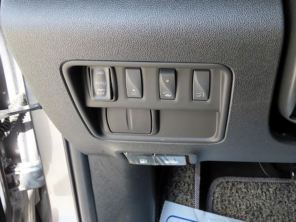 SAMSUNG QM6 - Vista 12