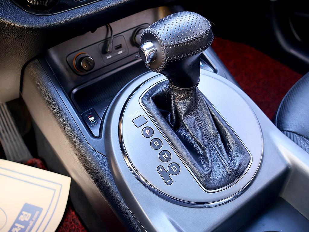 KIA Sportage 2014 Blanco - Importación desde Corea - HF Imports Iquique - Foto 7