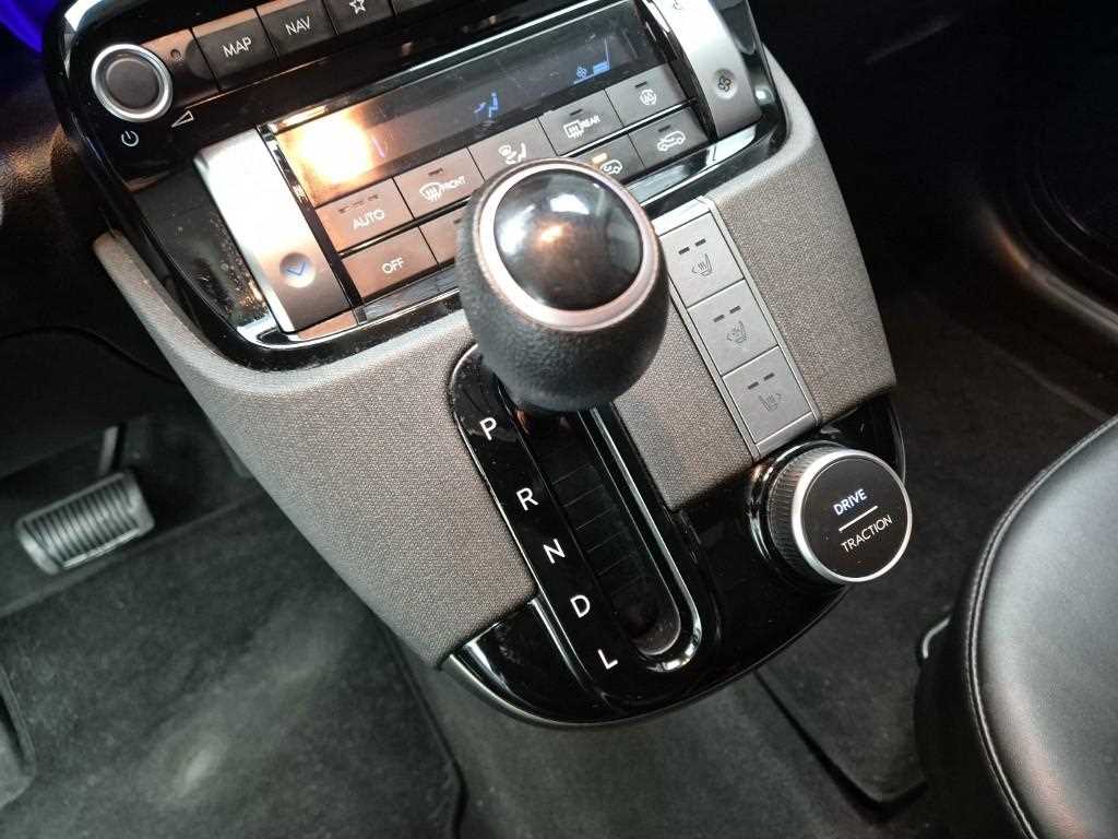 HYUNDAI Casper - Vista 8