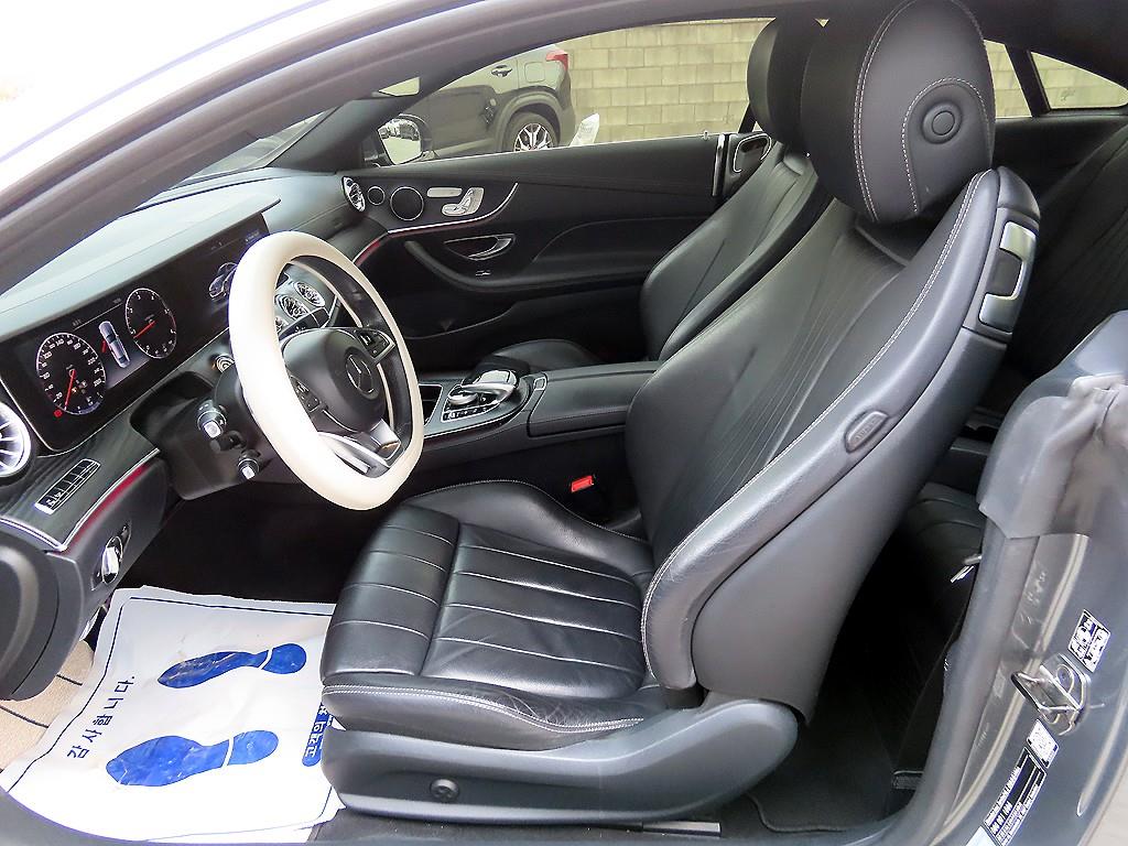 Mercedes Benz E class - Vista 5