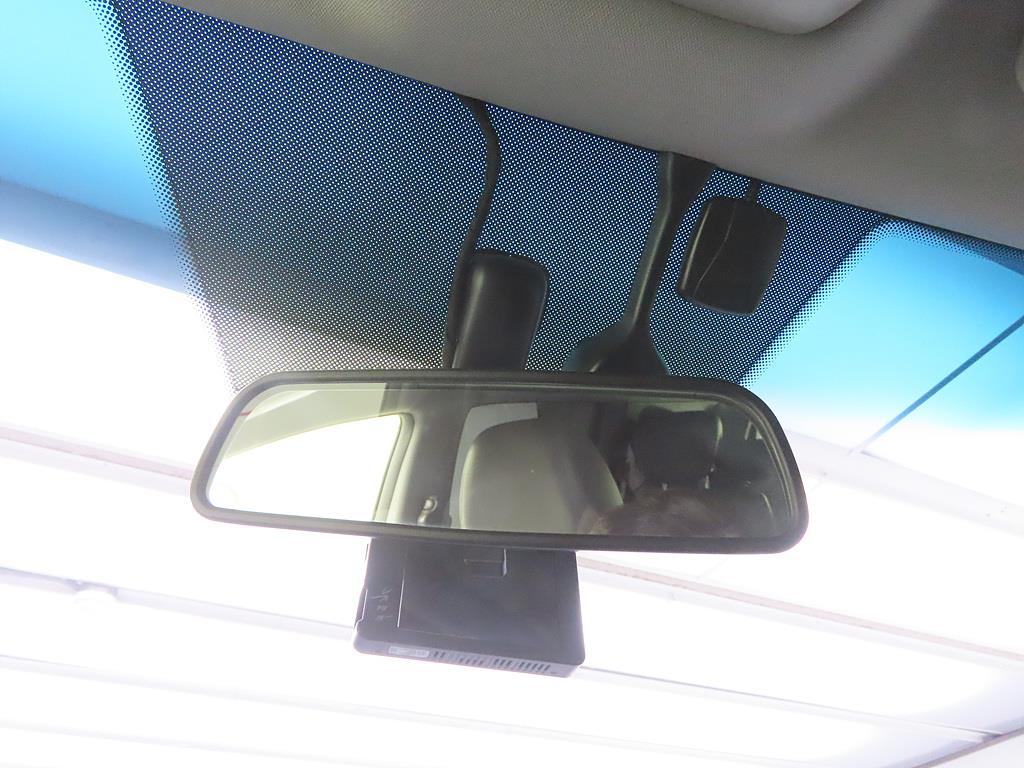 Ssangyong Korando - Vista 12