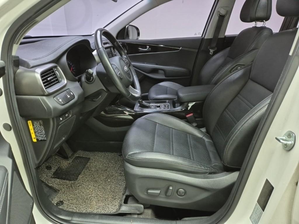 KIA Sorento - Vista 11