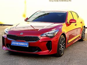 KIA Stinger - Vista 4