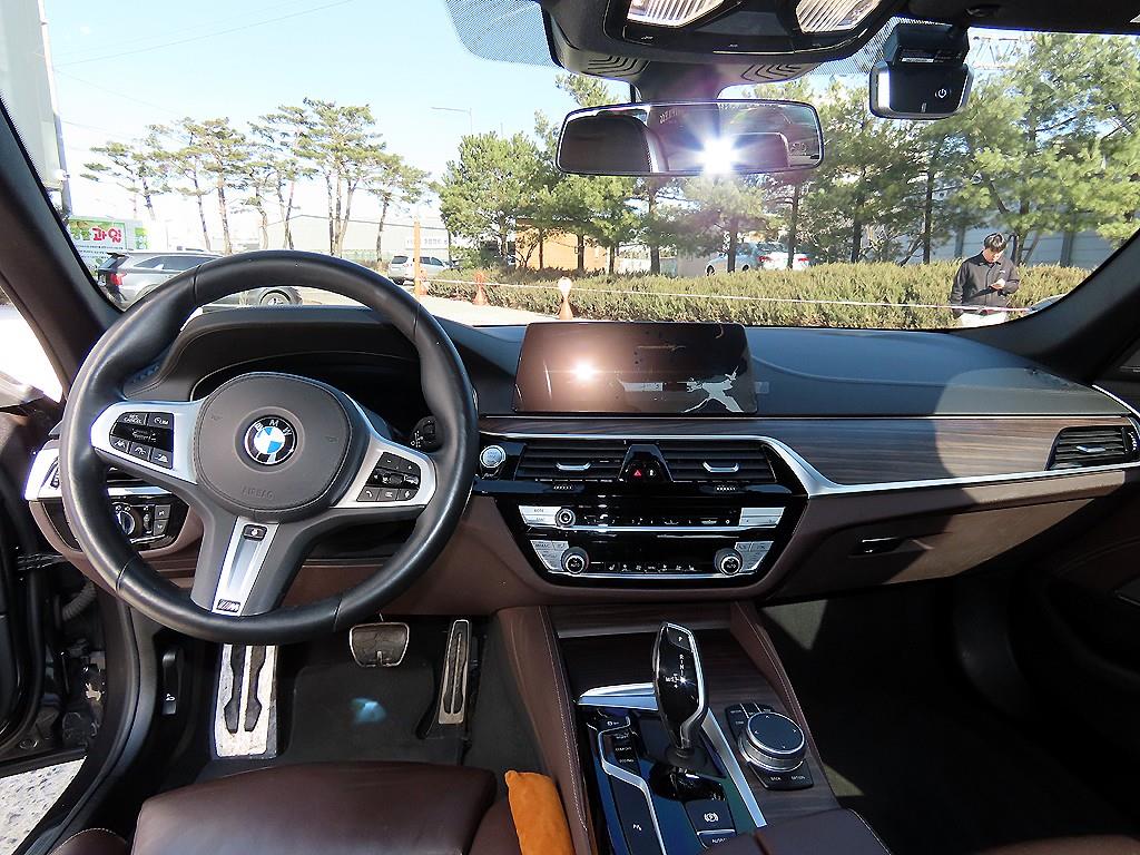 BMW 5 Series - Vista 7