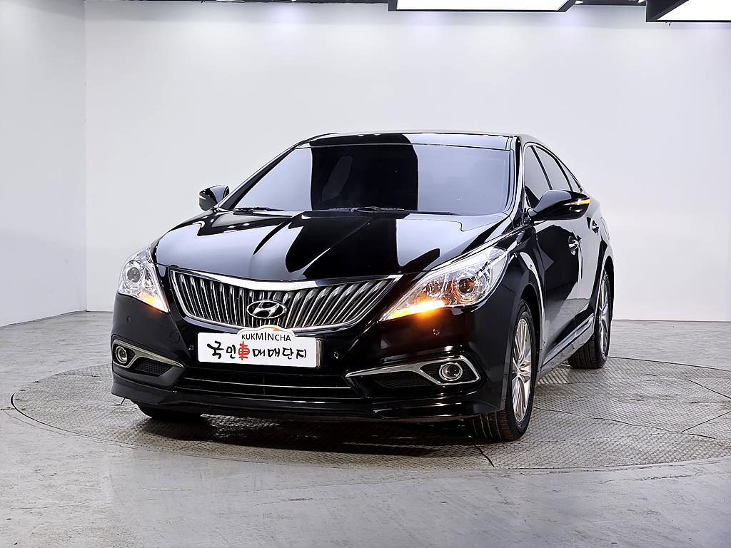 HYUNDAI Grandeur - Vista 2