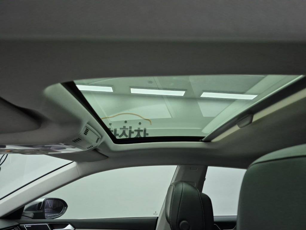 Volkswagen Arteon 2019 Negro - Importación desde Corea - HF Imports Iquique - Foto 13