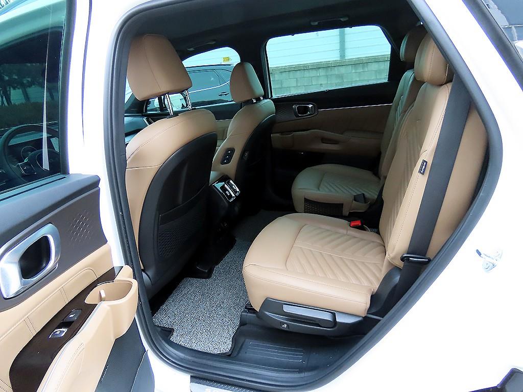 KIA Sorento - Vista 6