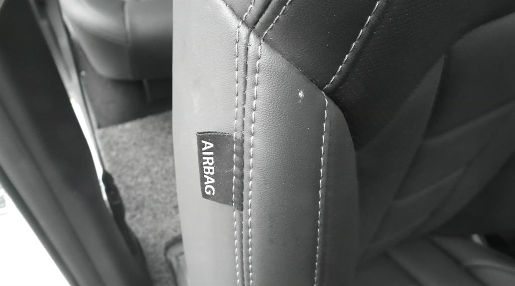 Ssangyong Rexton 2020 the color of pearl - Importación desde Corea - HF Imports Iquique - Foto 13