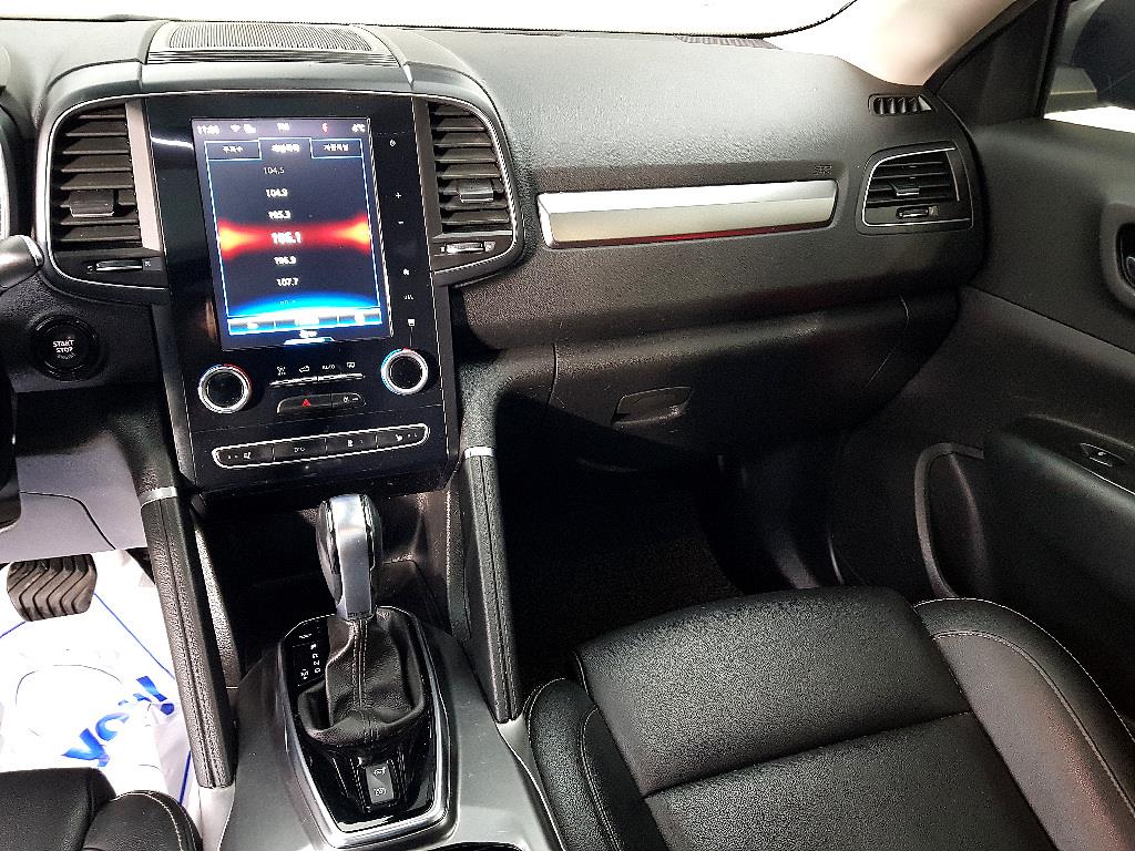 SAMSUNG QM6 - Vista 10