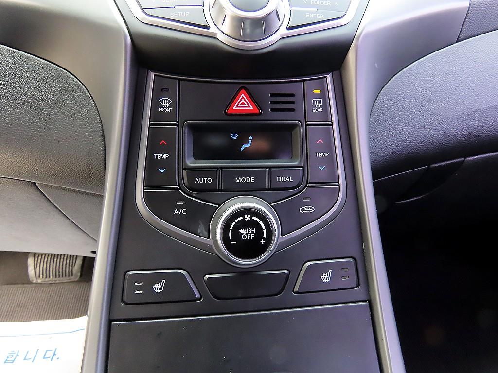 HYUNDAI Avante 2014 Plateado - Importación desde Corea - HF Imports Iquique - Foto 16