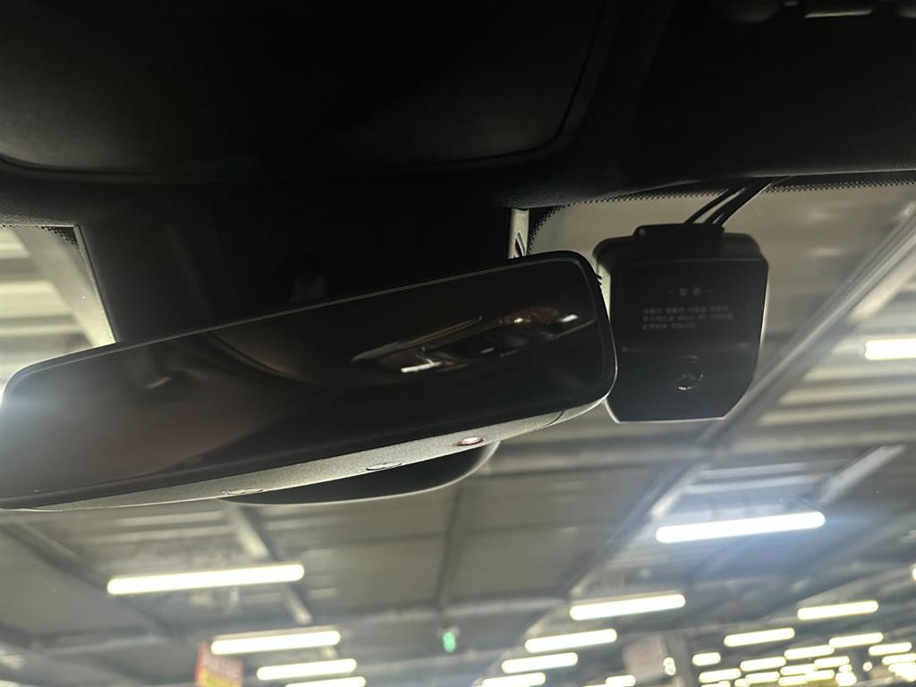 Mercedes Benz GLB Class - Vista 6