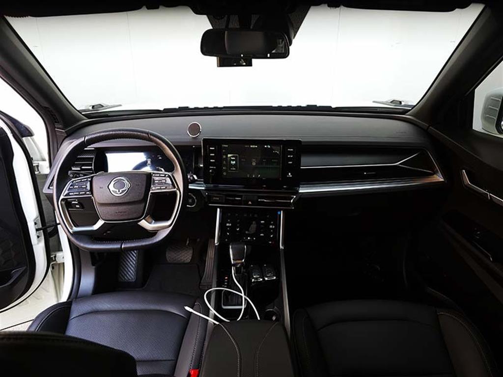 Ssangyong Torres - Vista 8