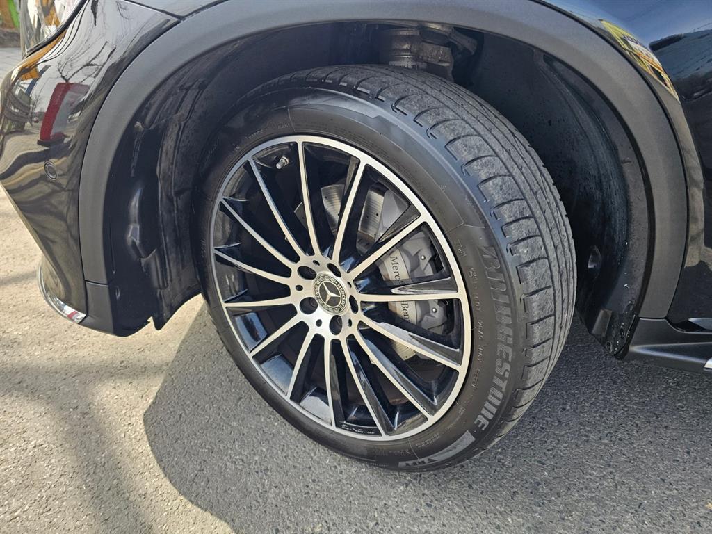 Mercedes Benz GLC Class 2019 Negro - Importación desde Corea - HF Imports Iquique - Foto 18