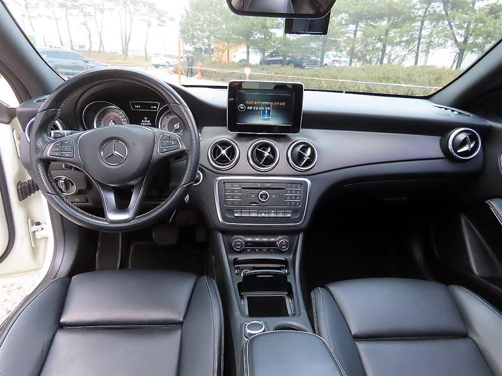 Mercedes Benz CLA Class - Vista 7