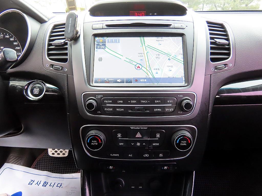 KIA Sorento - Vista 12