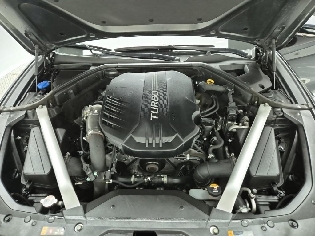 Genesis G70 - Vista 5