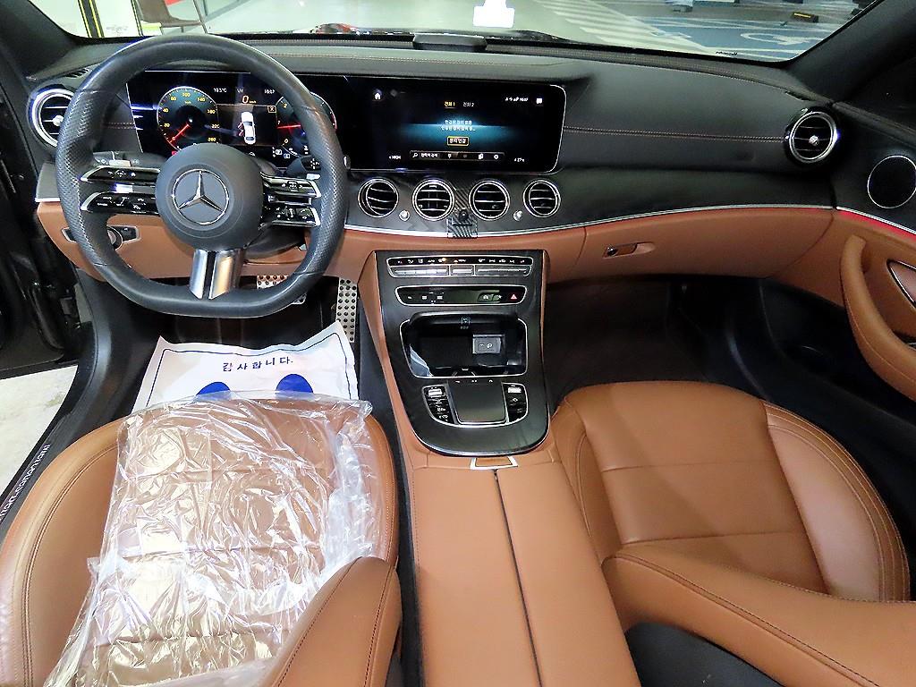 Mercedes Benz E class - Vista 10