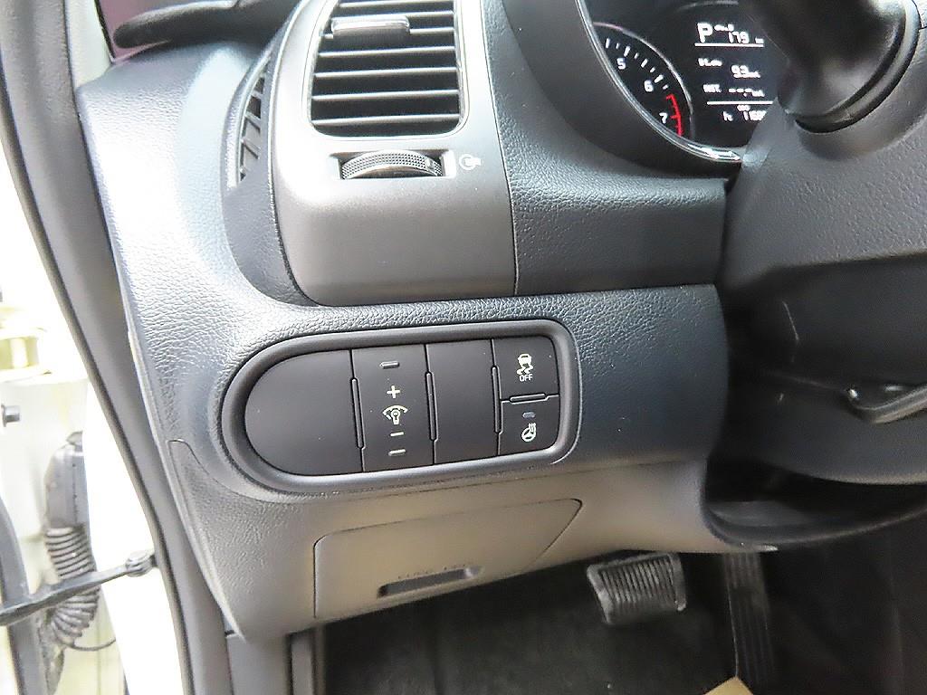 KIA K3 2016 the color of pearl - Importación desde Corea - HF Imports Iquique - Foto 9