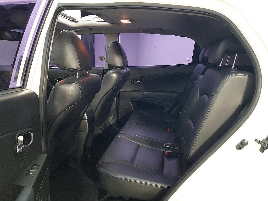 Ssangyong Korando - Vista 9